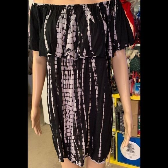 Raviya Tie dye Smocked OTS Coverup Dress NWT Small - Picture 2 of 7